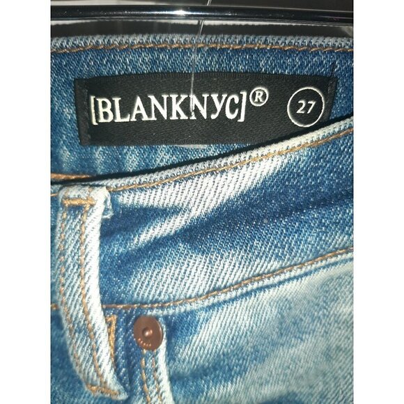 BLANK NYC Women's Jeans Size 27 Slight Distressing - Picture 2 of 3